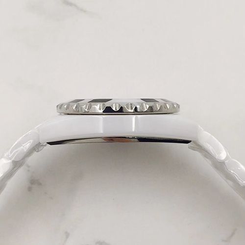 シャネル時計内部構造